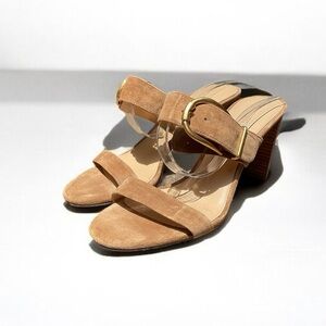 🌻NEW Veronica Beard Griddley Suede Buckle Mules Size 9
